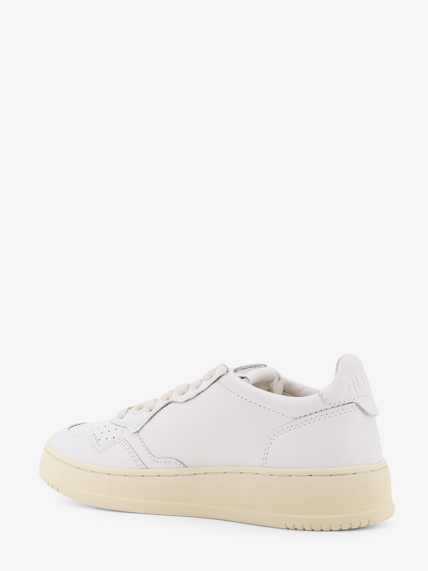 Autry Medalist Low Leather Low-Top Snakers