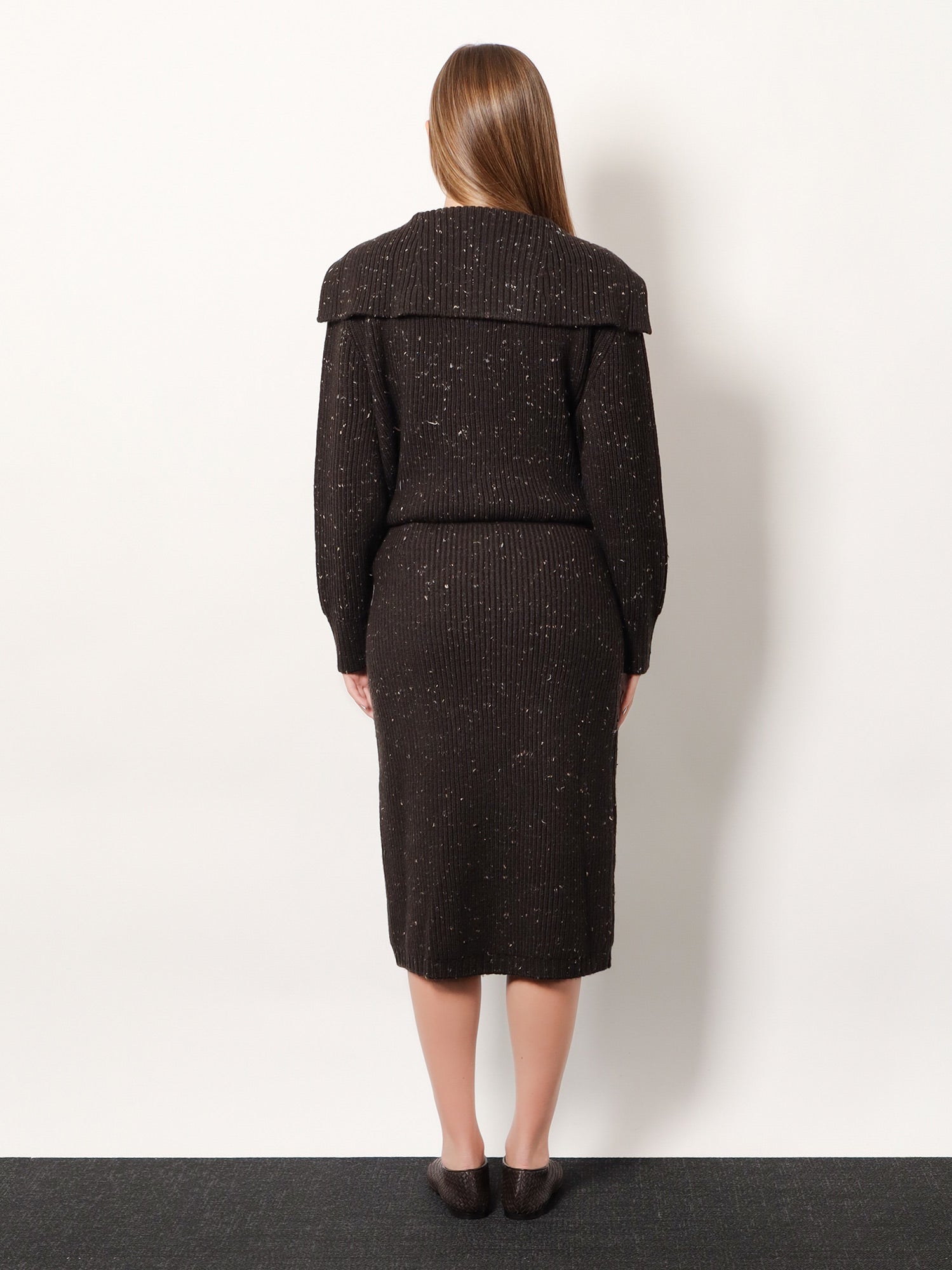 Bottega Veneta Midi Wool Skirt