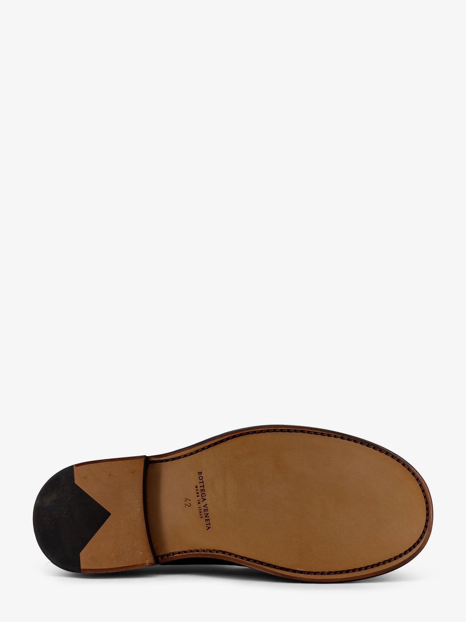 Bottega Veneta James Leather Lace-Up Shoe