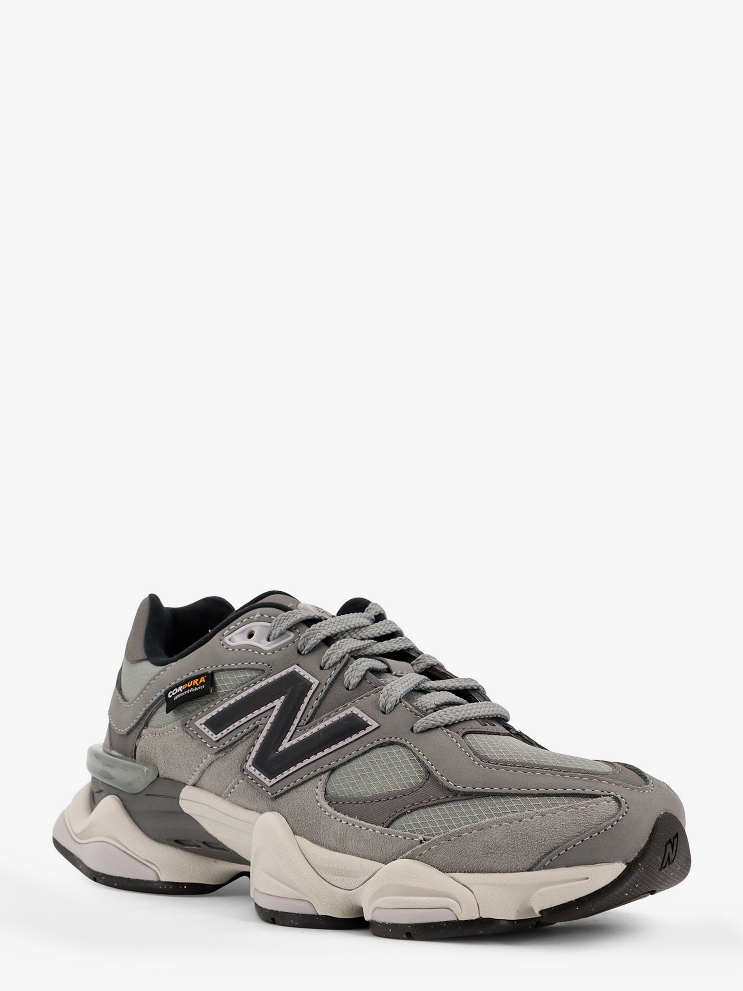 New Balance 9060 Low-Top Mesh Sneakers