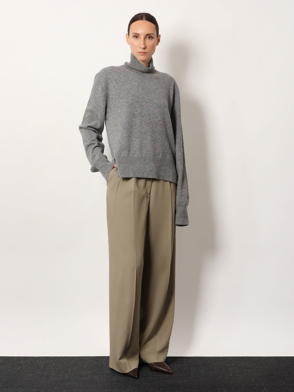 Toteme Cashmere Turtleneck Sweater