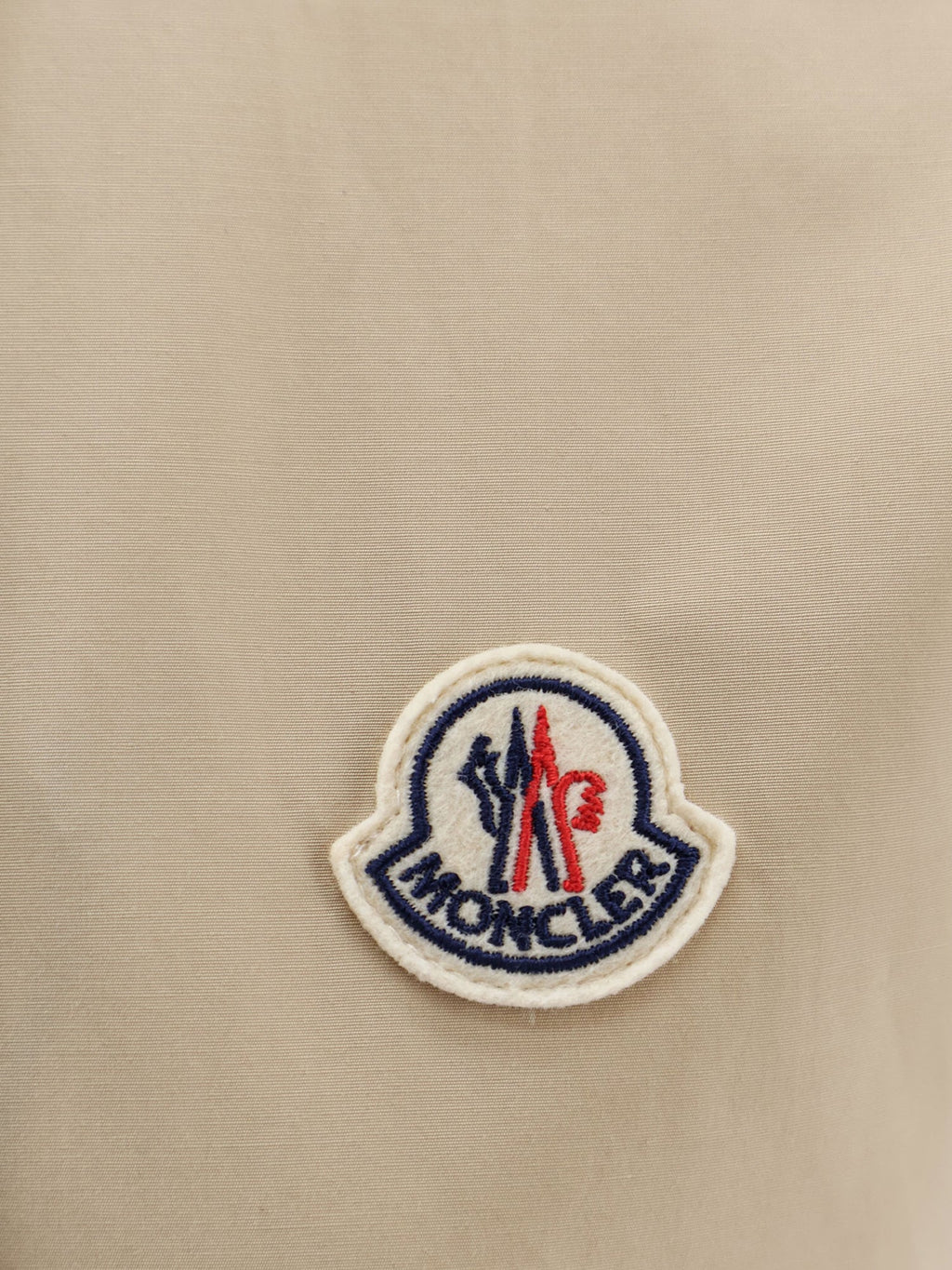Moncler Sarracenia Jacket With Contrasting Profiles
