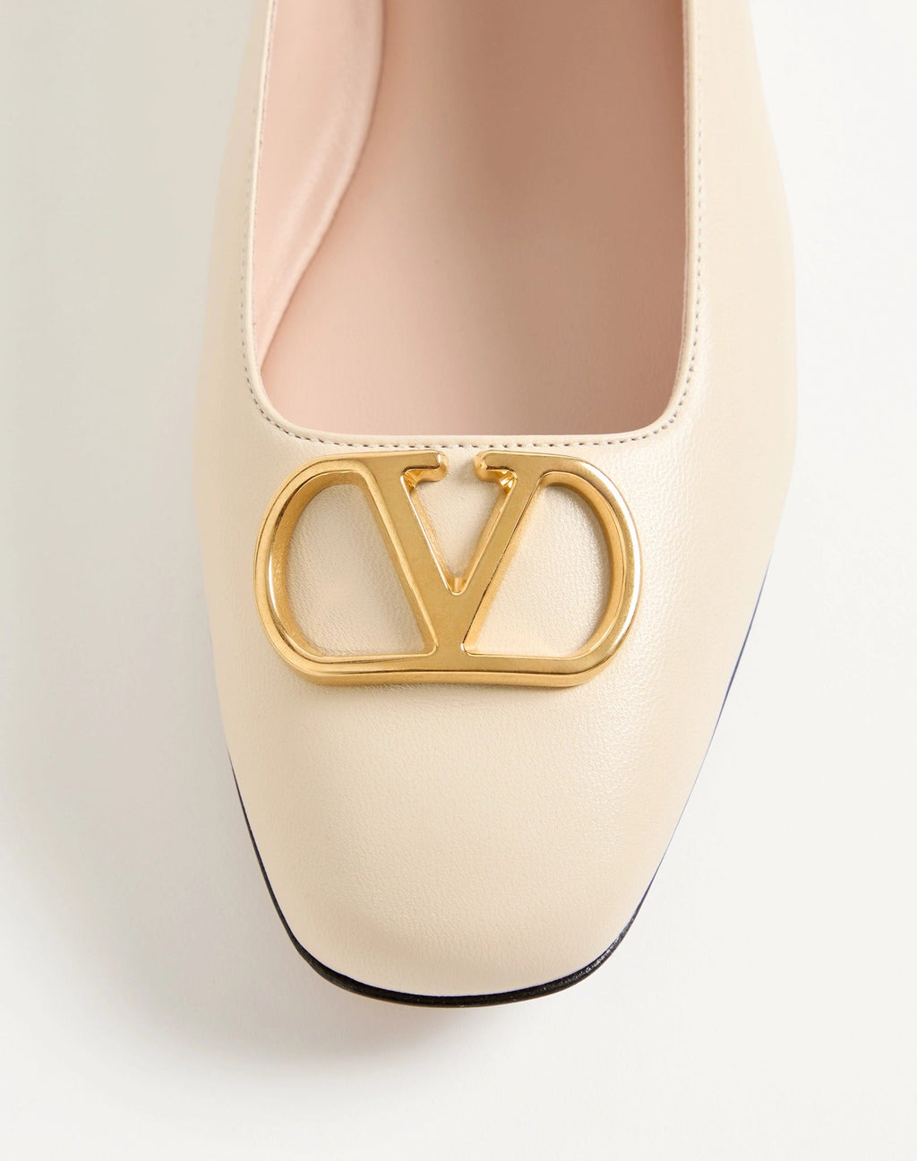 Valentino Garavani Vlogo Signature Ballet Flats In Leather