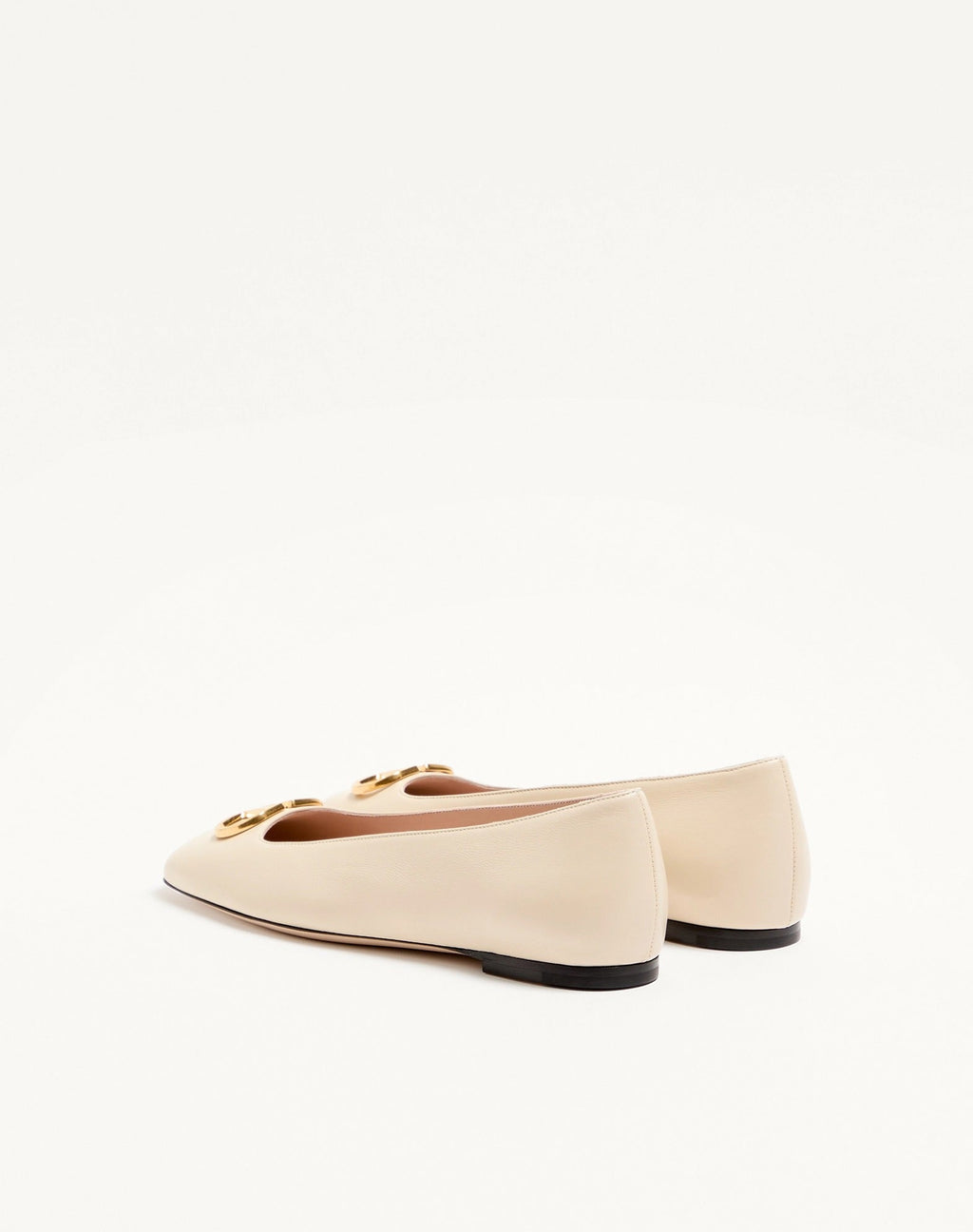 Valentino Garavani Vlogo Signature Ballet Flats In Leather