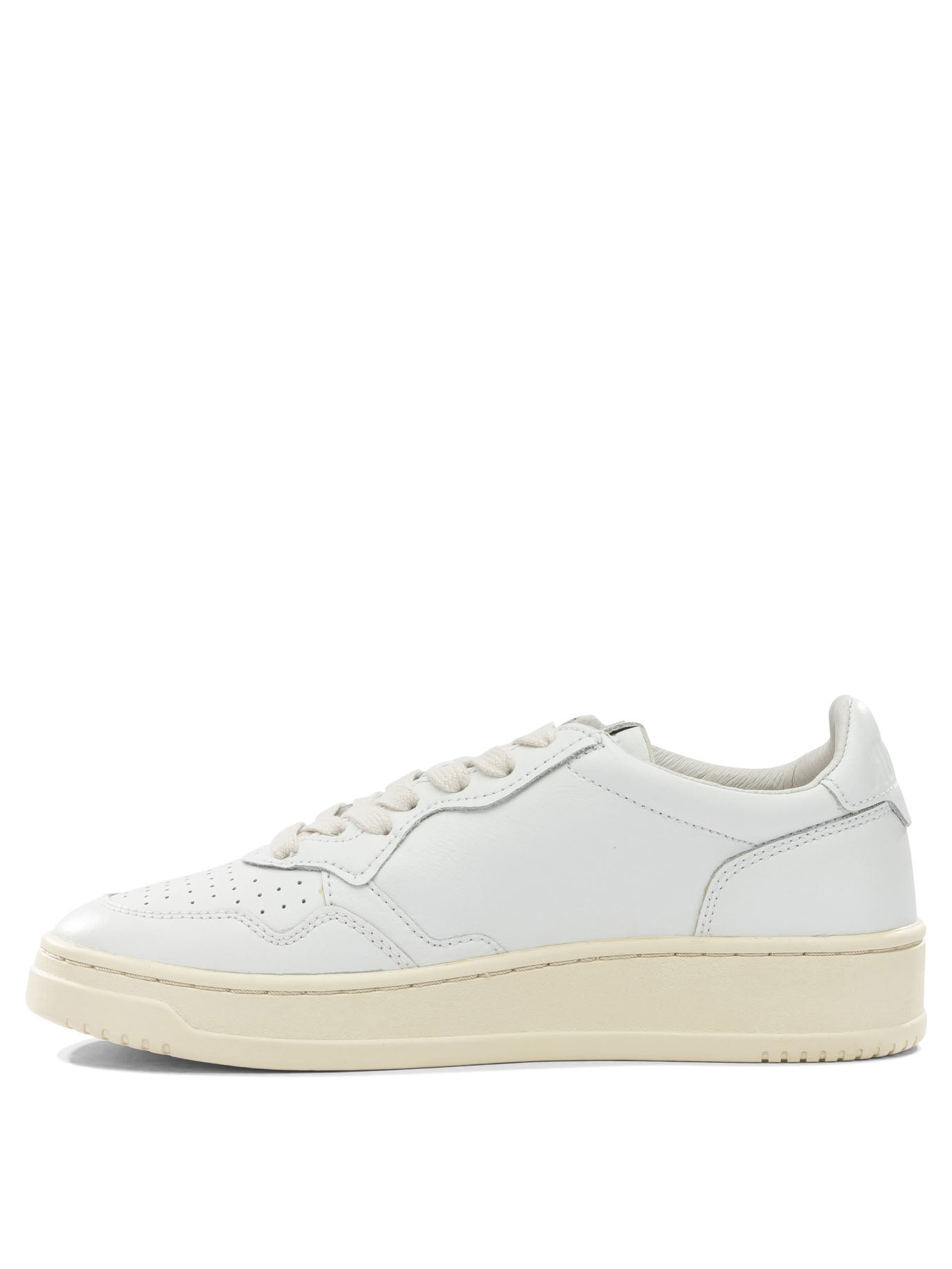Autry Sneakers & Slip-on