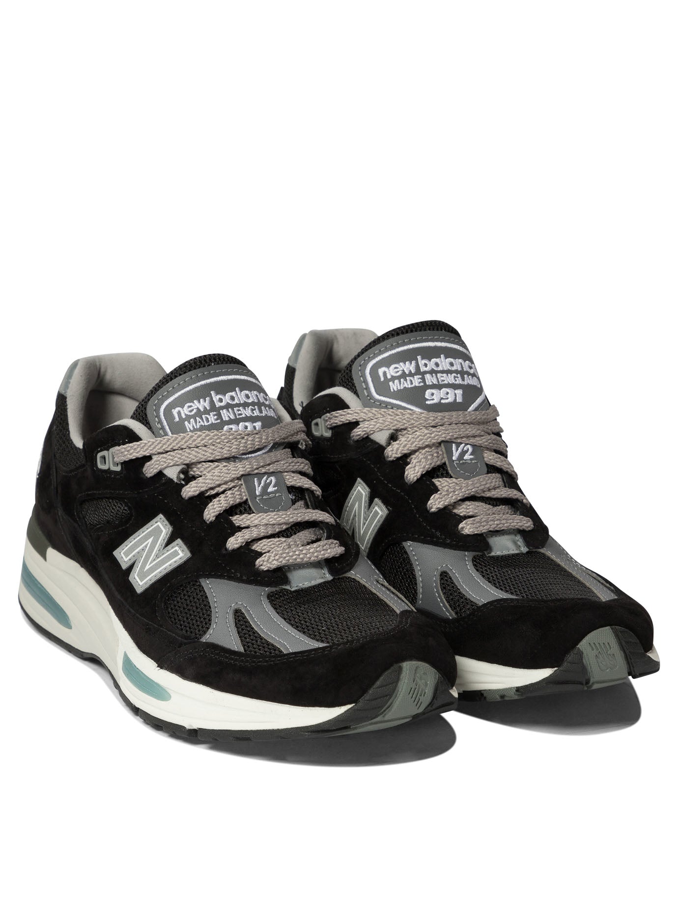 New Balance Sneakers & Slip-on