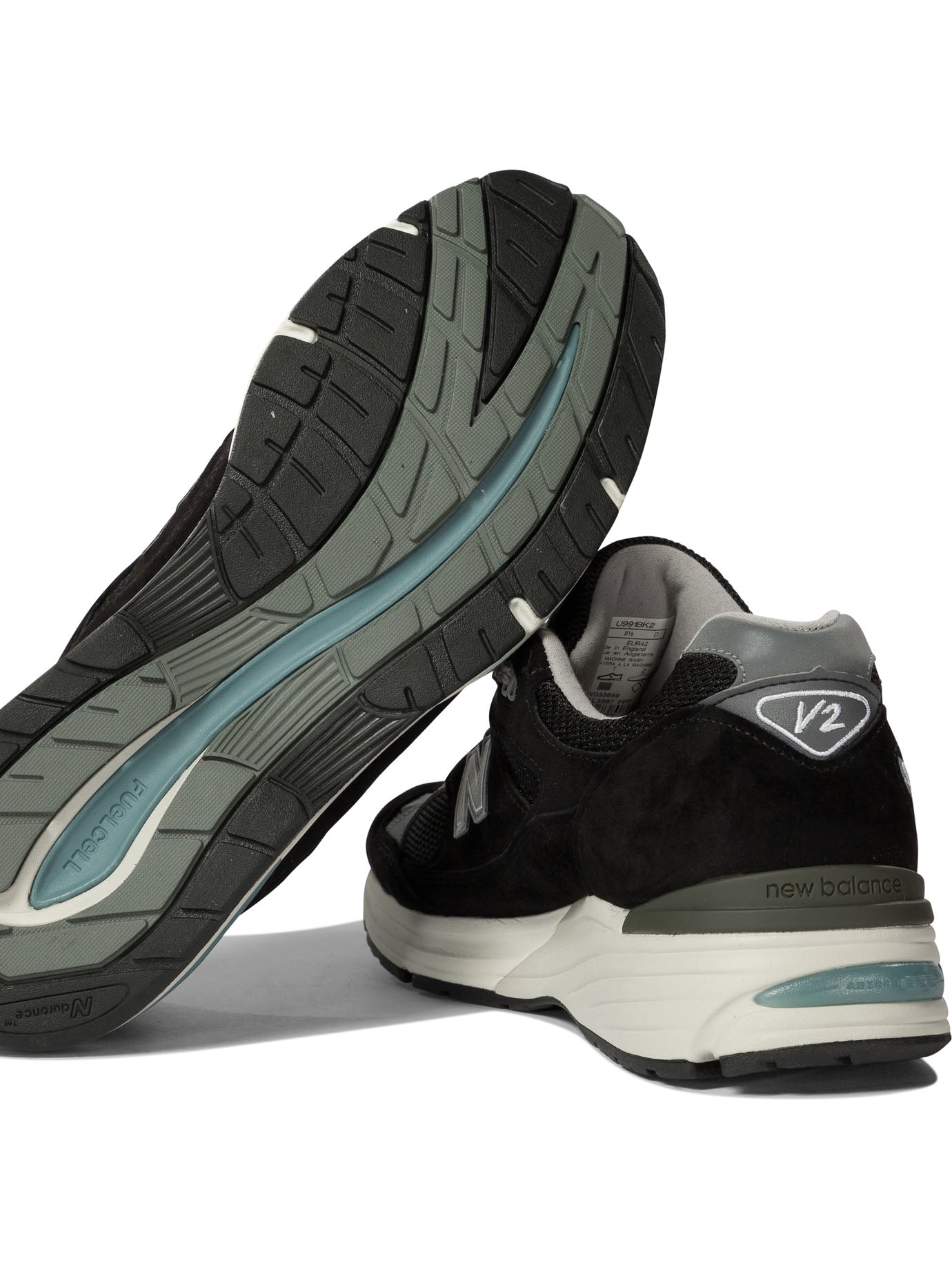 New Balance Sneakers & Slip-on