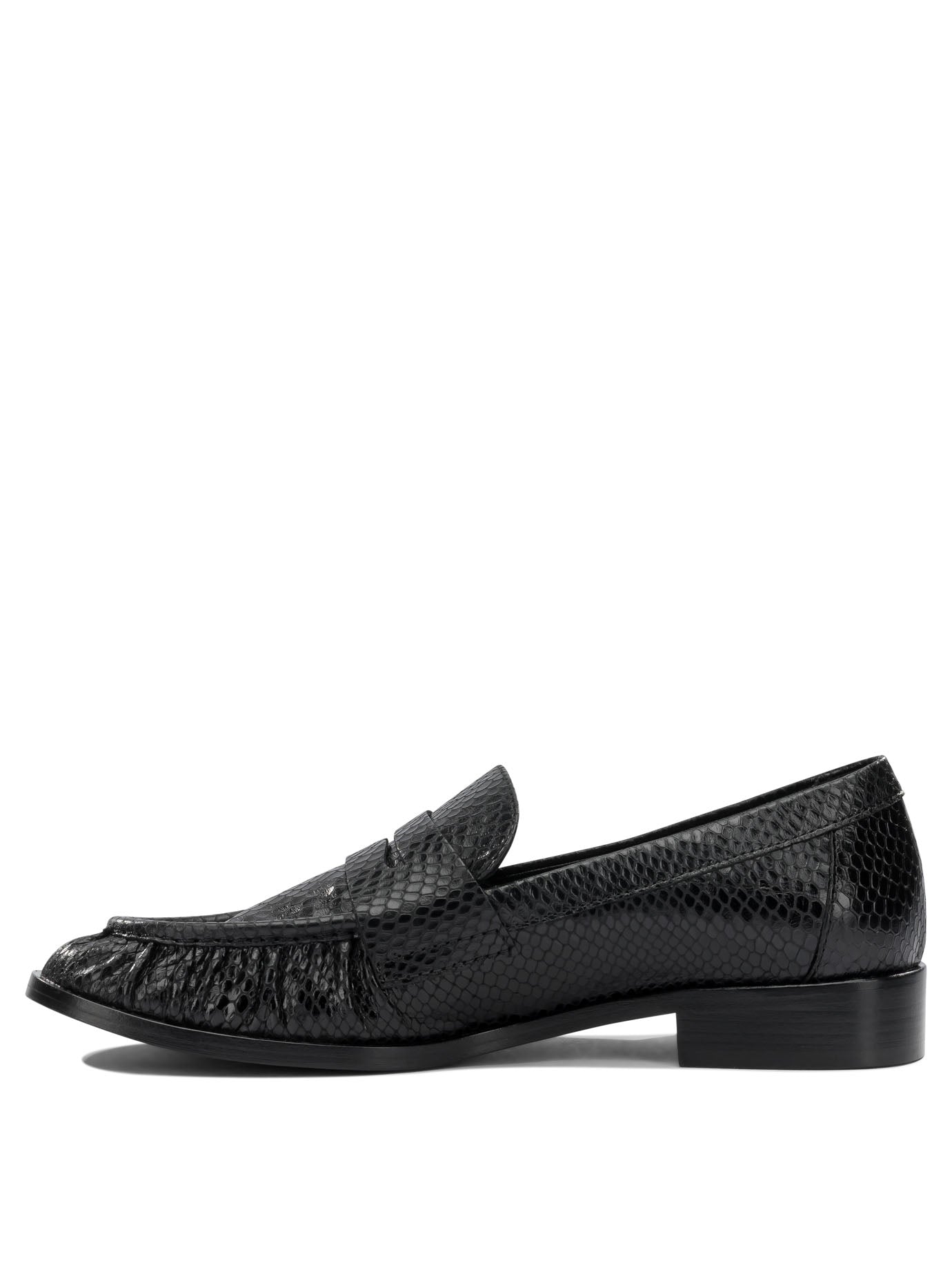 Strategia Loafers & Slippers