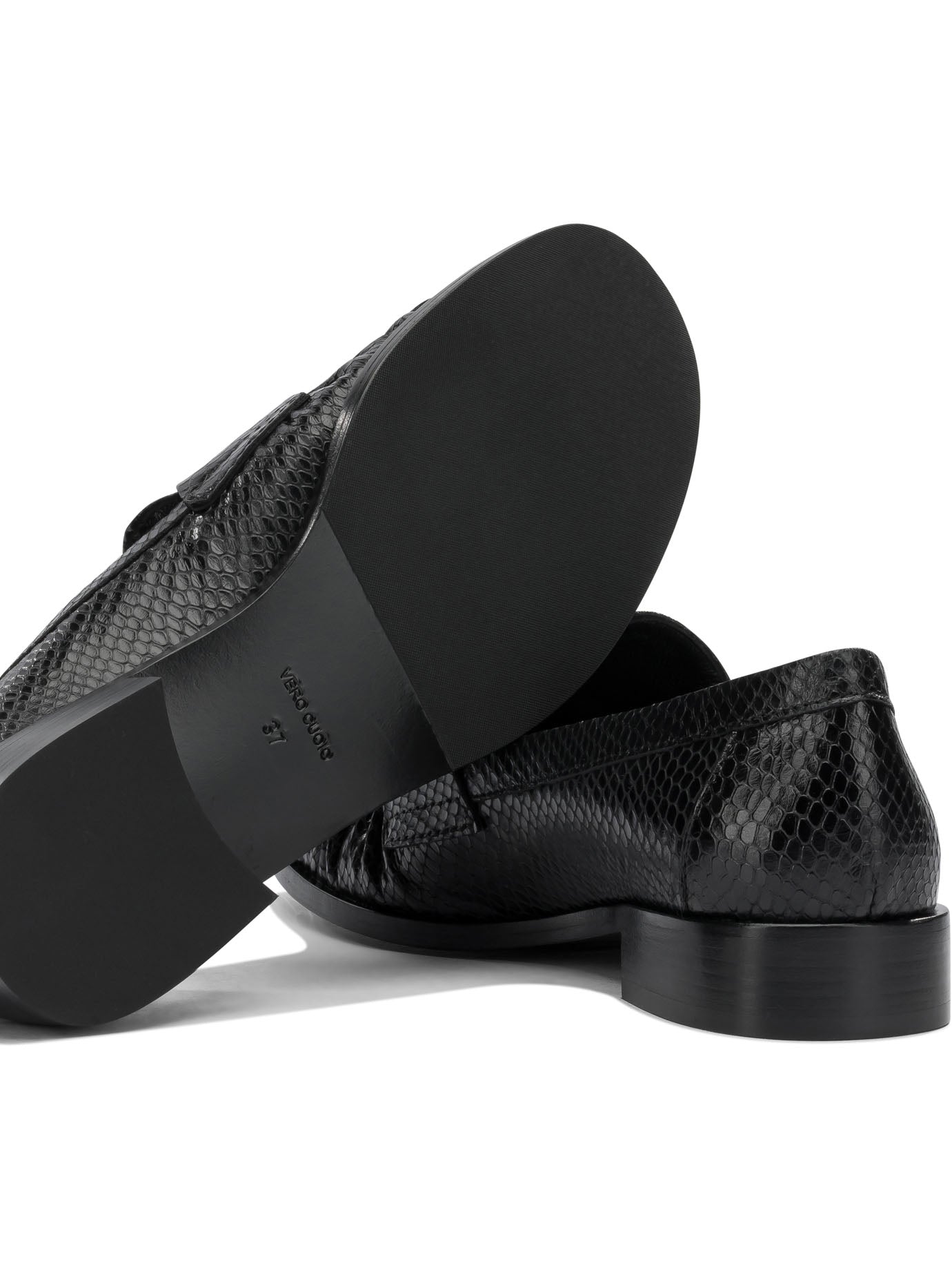 Strategia Loafers & Slippers