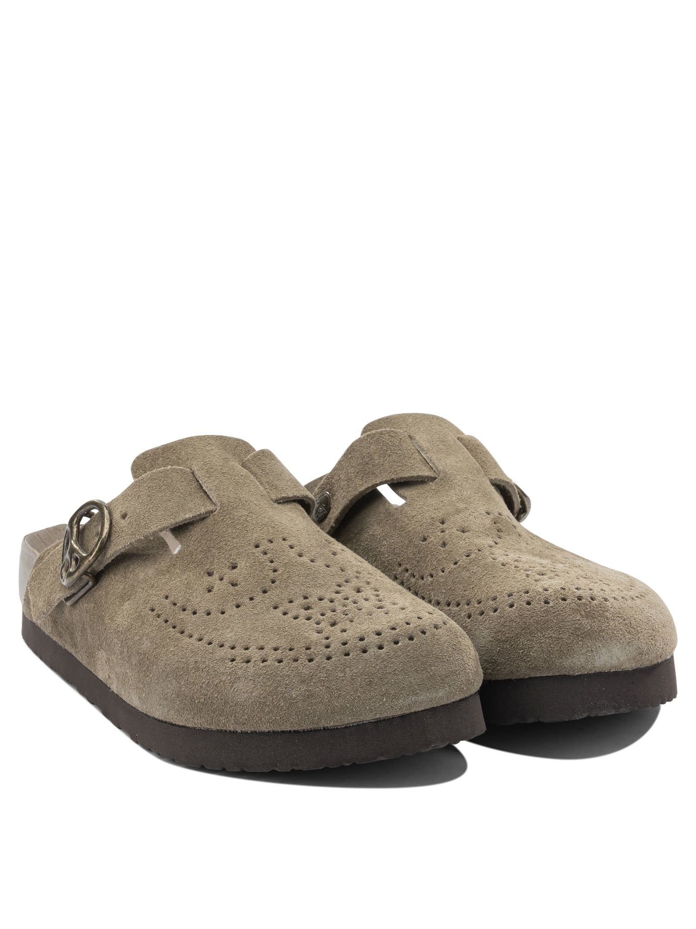 Needles "clog" Sabot